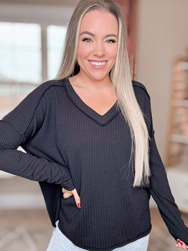 Daisy Does It Floral Blouse - Cheeky Chic Boutique