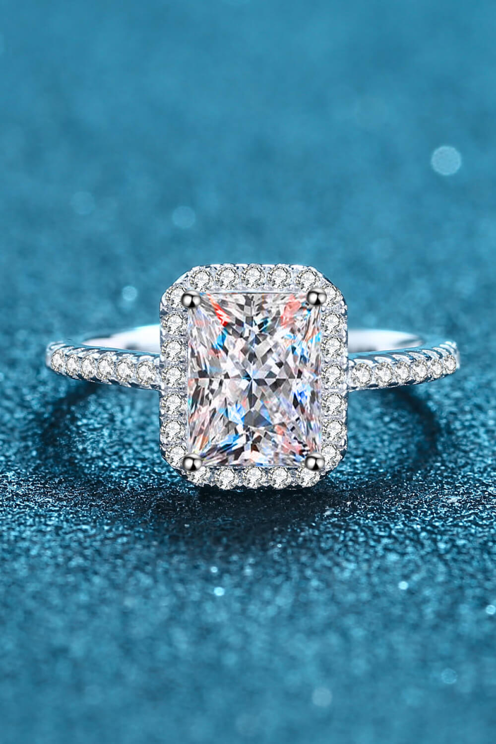 1 Carat Rectangle Moissanite Ring - Cheeky Chic Boutique