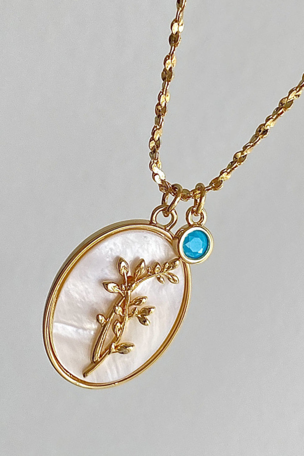 Wildflower Shell Pendant Necklace - Cheeky Chic Boutique