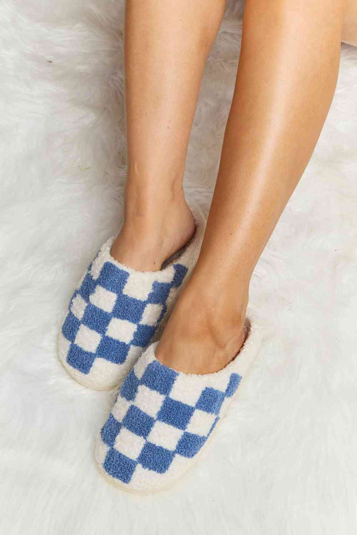 Retro Checkered Slippers - Cheeky Chic Boutique