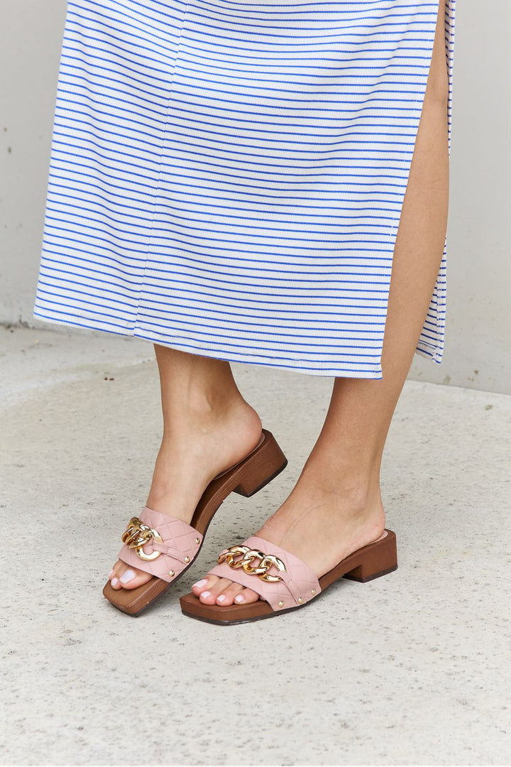 Forever Link Square Toe Chain Detail Clog Sandal in Blush - Cheeky Chic Boutique