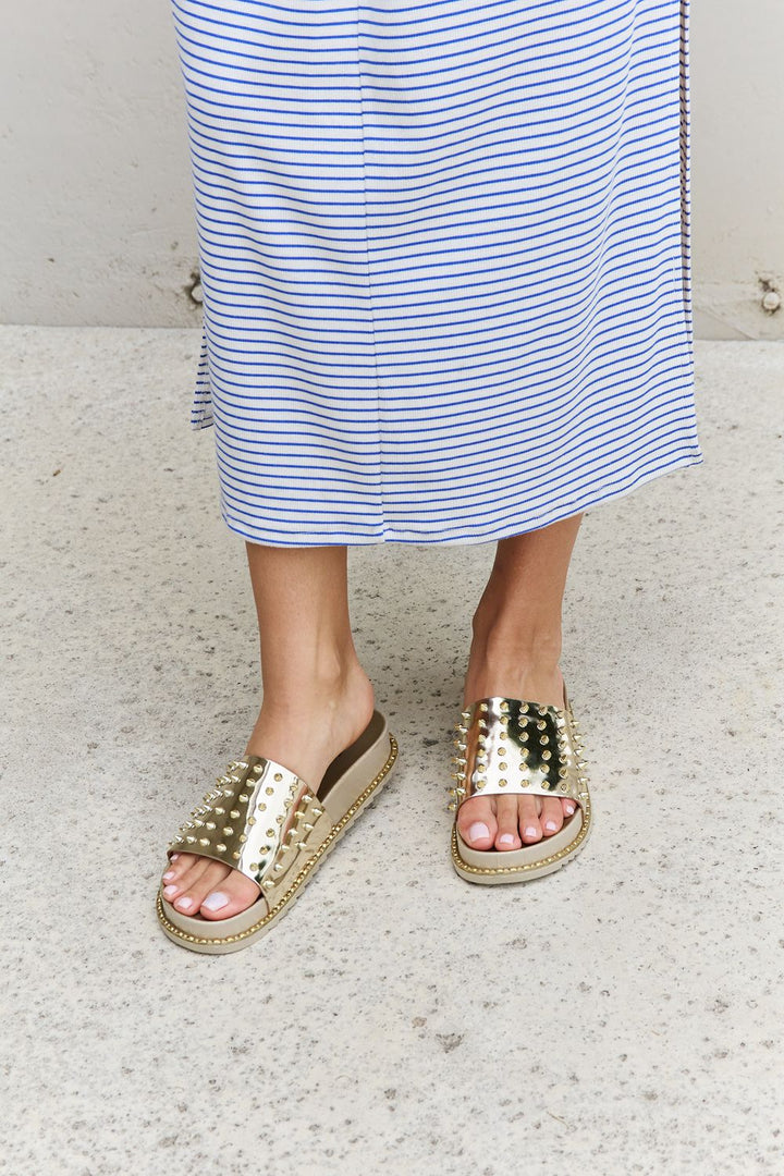 Forever Link Studded Double Strap Platform Slide Sandal - Cheeky Chic Boutique