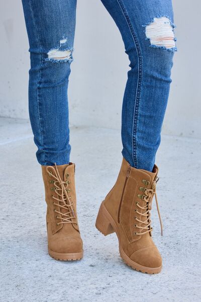 Walk of the Town Boots - Cheeky Chic Boutique