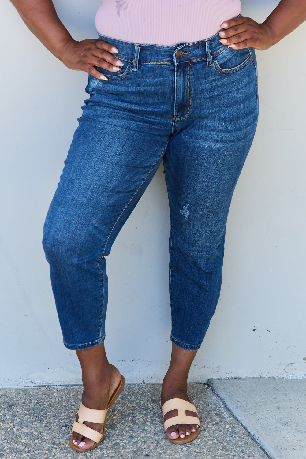 Judy Blue Aila Relax Fit Jeans - Cheeky Chic Boutique