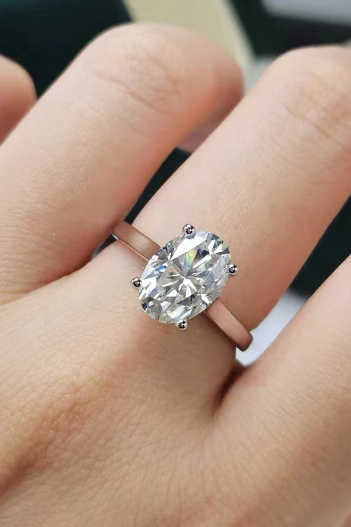 2.5 Carat Moissanite Solitaire Ring - Cheeky Chic Boutique