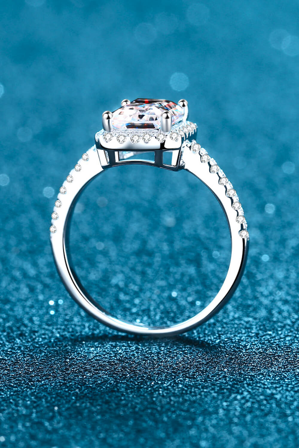 1 Carat Rectangle Moissanite Ring - Cheeky Chic Boutique
