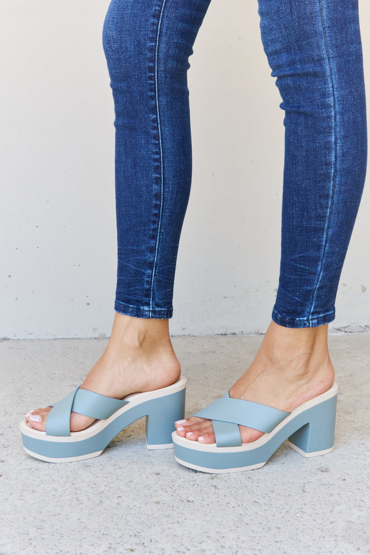 Cherish The Moments Contrast Platform Sandals - Cheeky Chic Boutique