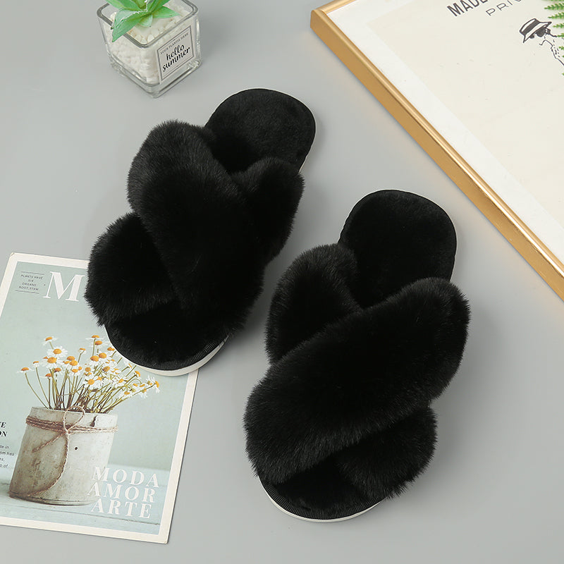 Movie Night Faux Fur Slippers Sand / L