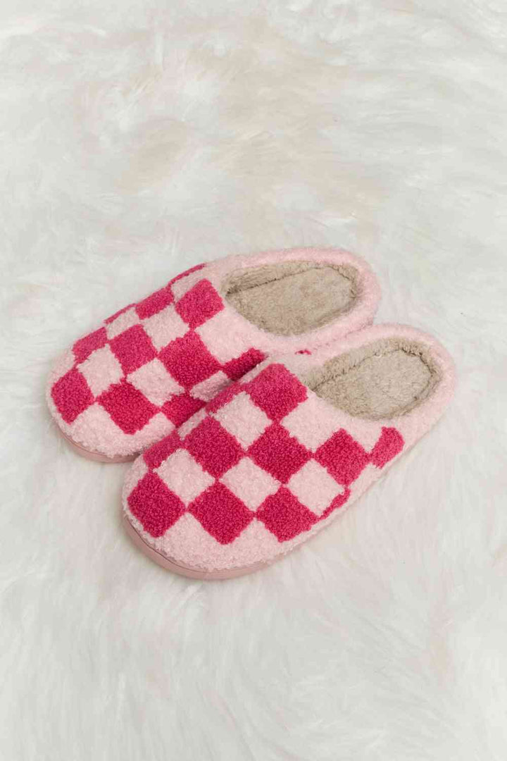 Retro Checkered Slippers - Cheeky Chic Boutique