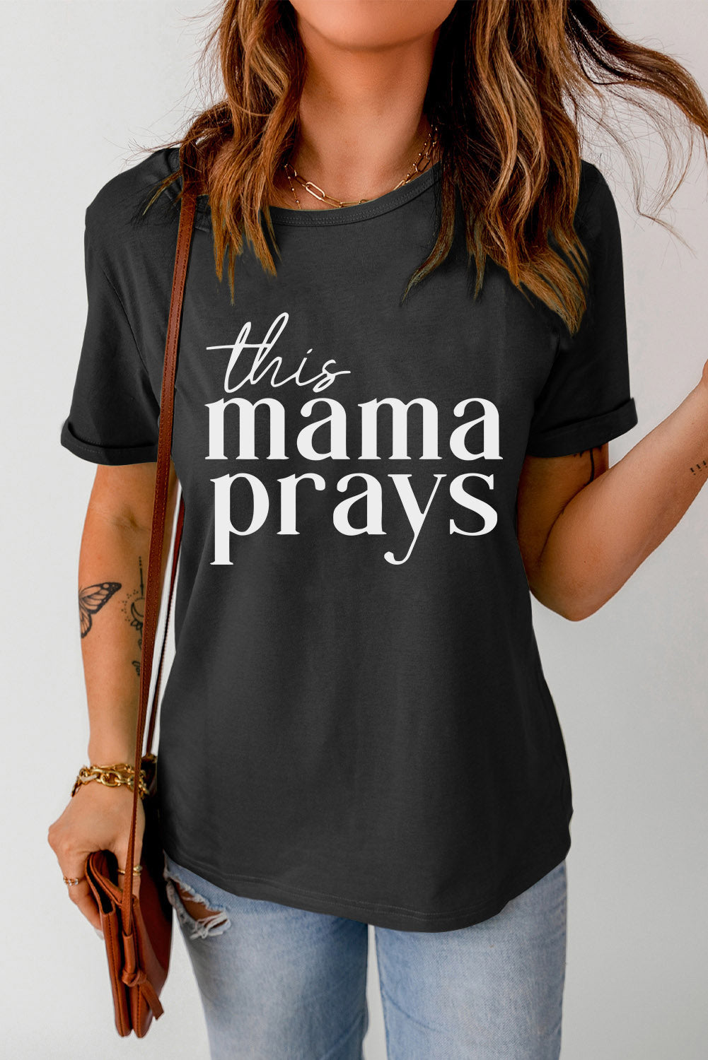 THIS MAMA PRAYS Graphic Tee - Cheeky Chic Boutique