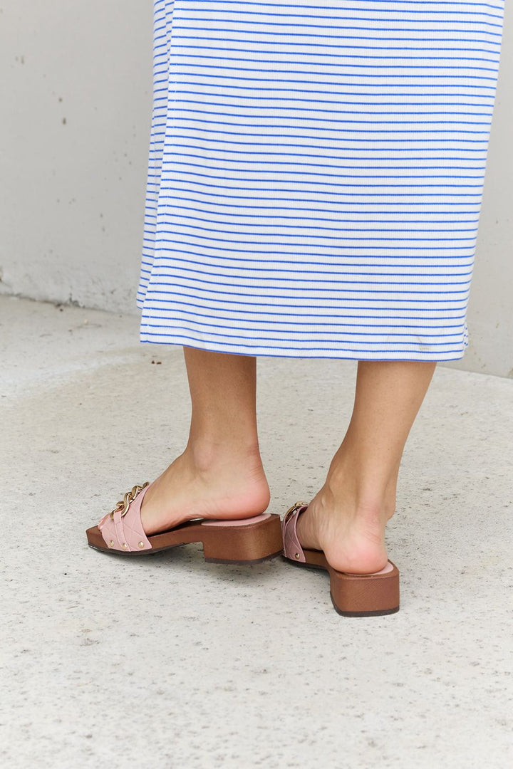 Forever Link Square Toe Chain Detail Clog Sandal in Blush - Cheeky Chic Boutique