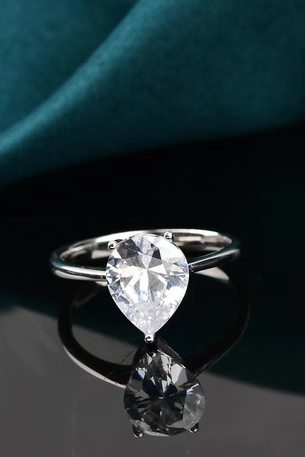Classic Teardrop 2 Carat Moissanite Ring - Cheeky Chic Boutique
