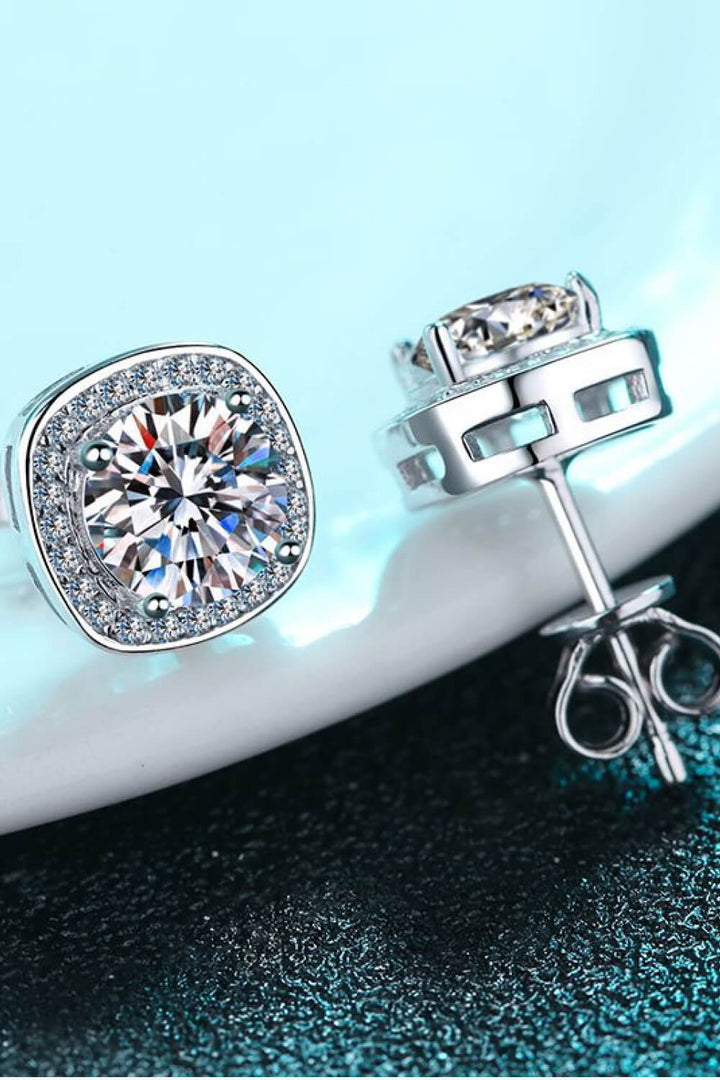 Let Me Love You 1 Carat Moissanite Stud Earrings - Cheeky Chic Boutique
