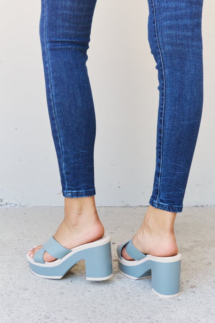Cherish The Moments Contrast Platform Sandals - Cheeky Chic Boutique