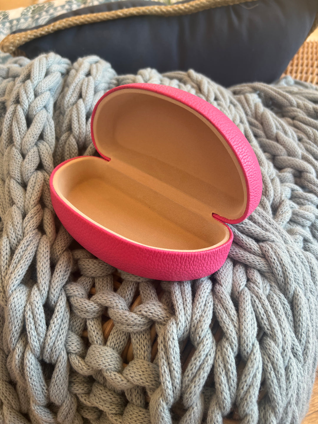 ON HAND Hard Sunglasses Case - Cheeky Chic Boutique